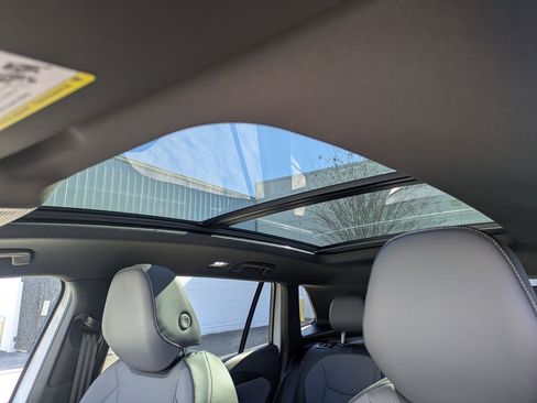 New 2026 Volkswagen Tiguan SE R-Line FWD image 25