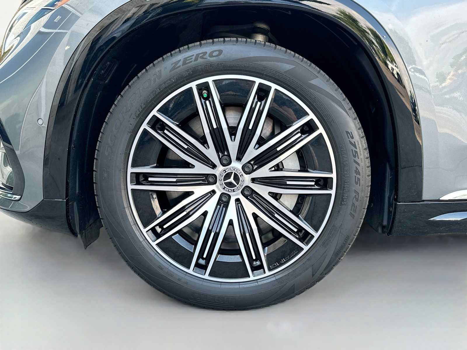 Certified 2023 Mercedes-Benz EQS 580 4MATIC SUV image 33