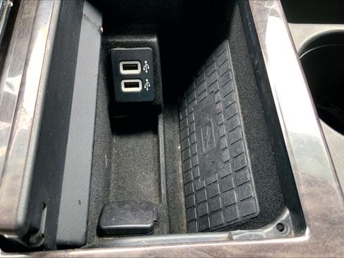 Used 2019 Lincoln Navigator Reserve AWD/4WD image 28