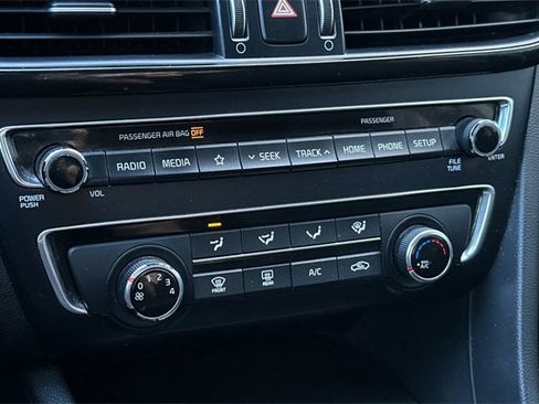 Used 2020 Kia Optima LX image 21