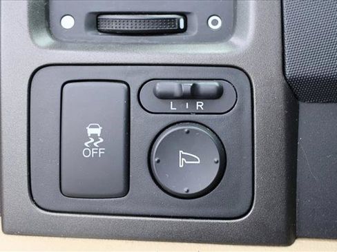 Used 2011 Honda CR-V EX image 13