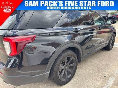 Used 2024 Ford Explorer ST-Line w/ Class IV Trailer Tow Package RWD image 3