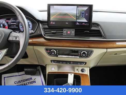 Used 2021 Audi Q5 Prestige w/ Prestige Package image 23