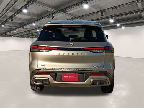 Used 2023 INFINITI QX60 Sensory w/ Vision Package image 15