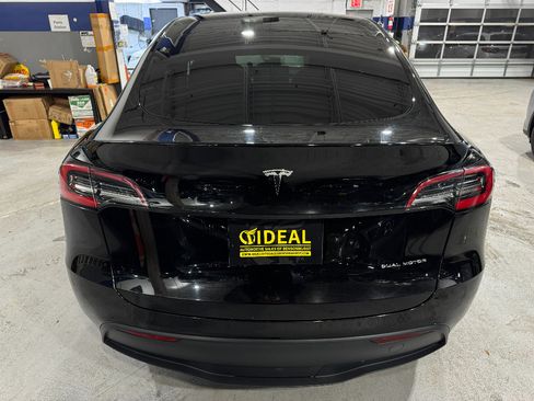 Used 2021 Tesla Model Y Long Range image 5