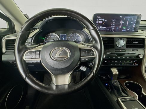 Used 2020 Lexus RX 350L Premium w/ Premium Package AWD/4WD image 10