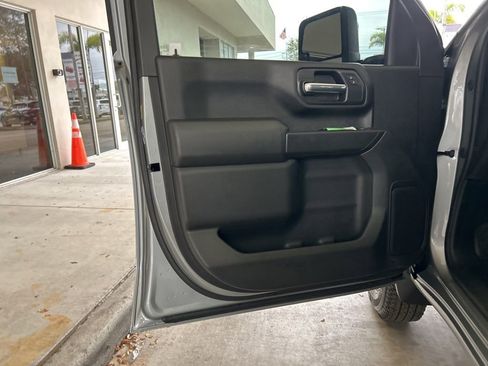 Used 2025 Chevrolet Silverado 3500 W/T image 37