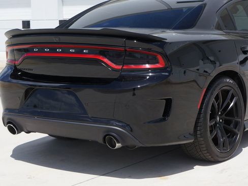 Used 2020 Dodge Charger Scat Pack w/ Daytona Edition Group image 16