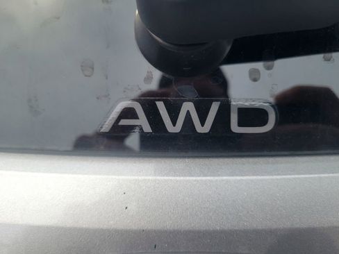 New 2026 Honda HR-V LX image 6