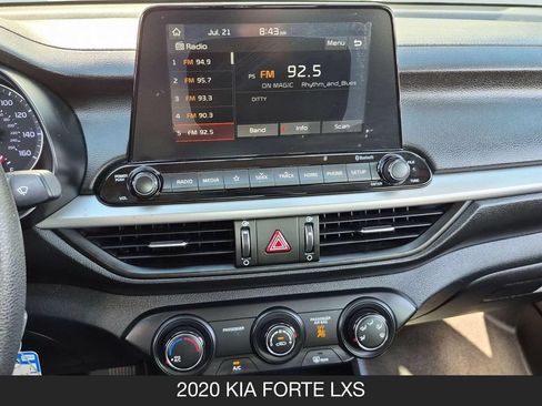 Used 2020 Kia Forte LXS FWD image 25