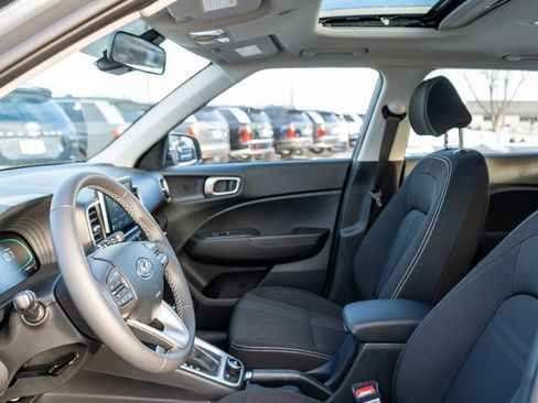 New 2026 Hyundai Venue SEL image 23