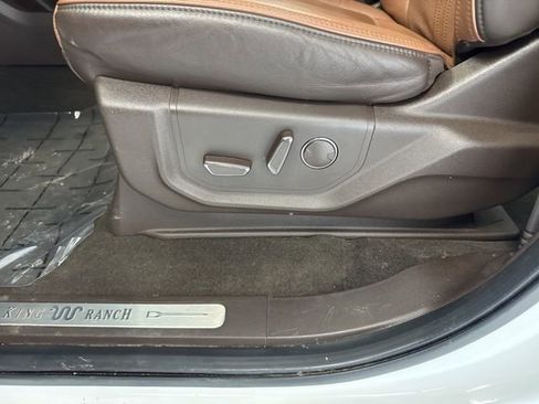 Used 2023 Ford Expedition Max King Ranch image 18