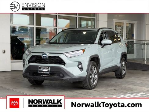 Certified 2022 Toyota RAV4 XLE Premium AWD/4WD image 1