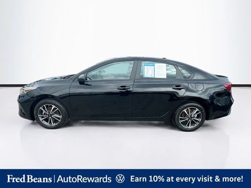 Used 2023 Kia Forte LXS FWD image 5