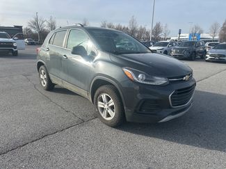 Used 2017 Chevrolet Trax LT w/ LT Convenience Package video 3