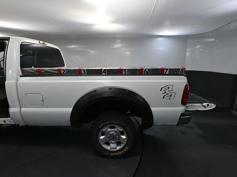 Used 2011 Ford F350 XLT w/ Camper Pkg AWD/4WD image 32