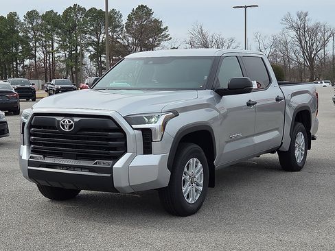 New 2026 Toyota Tundra SR5 image 2