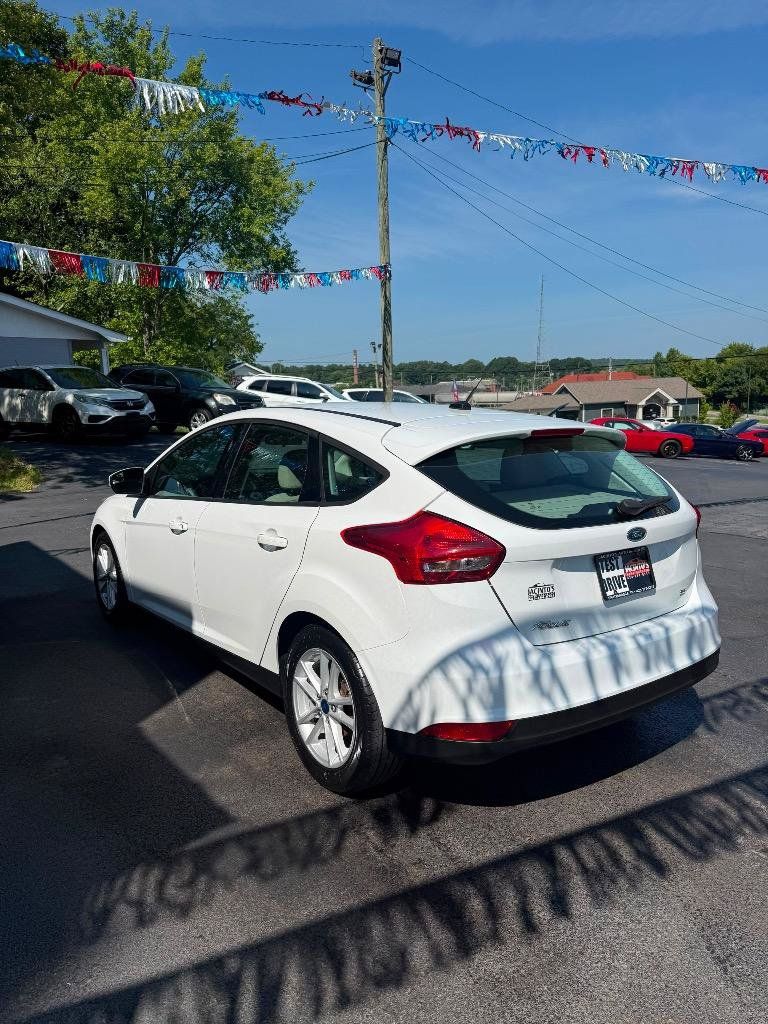 Used 2017 Ford Focus SE FWD image 8