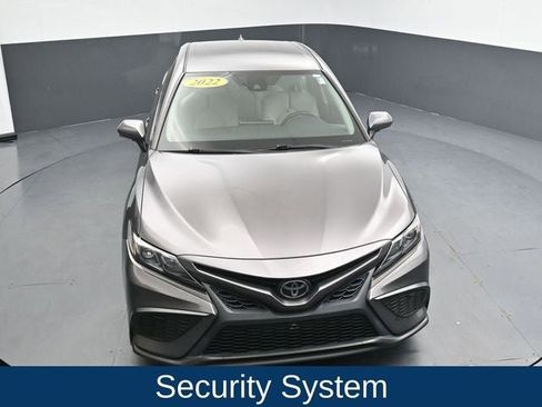 Used 2022 Toyota Camry SE w/ Convenience Package FWD image 19