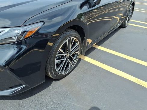 Used 2026 Toyota Camry XLE w/ Premium Plus Package AWD/4WD image 4