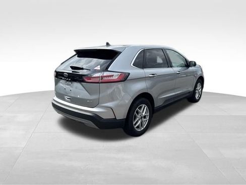 Used 2024 Ford Edge SEL AWD/4WD image 7