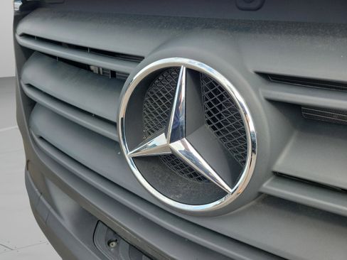 New 2025 Mercedes-Benz Sprinter 2500 image 19