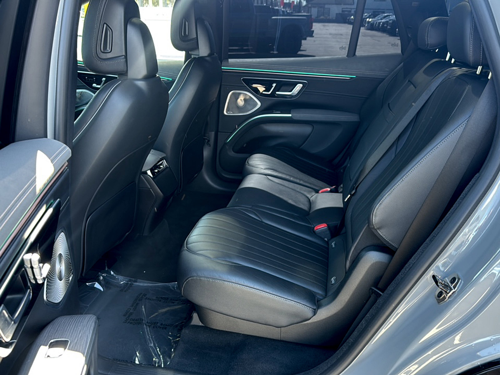 Used 2023 Mercedes-Benz EQS 580 4MATIC SUV image 11