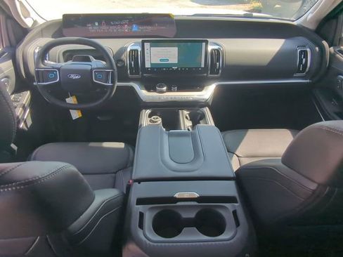 New 2026 Ford Expedition Max Platinum AWD/4WD image 16