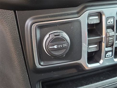 Certified 2023 Jeep Wrangler Sahara image 23