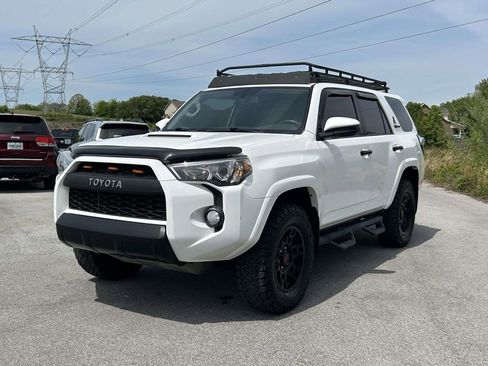 Used 2018 Toyota 4Runner TRD Pro AWD/4WD image 2