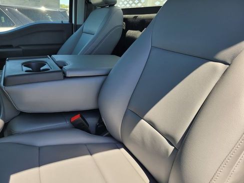 New 2025 Ford F550 2WD Regular Cab Super Duty image 19