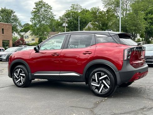 Used 2025 Nissan Kicks SV FWD image 4
