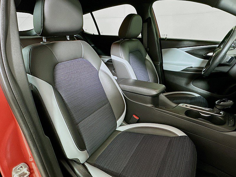 Used 2024 Buick Envista Preferred w/ Convenience I Package FWD image 27