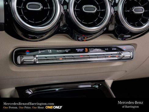 New 2026 Mercedes-Benz GLB 250 4MATIC image 28