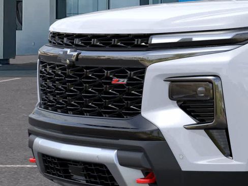 New 2026 Chevrolet Traverse Z71 w/ Enhanced Driving Package image 13