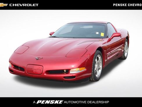 Used 2002 Chevrolet Corvette Coupe w/ Preferred Equipment Group2 image 1