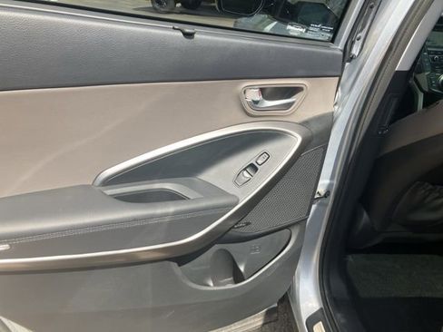 Used 2018 Hyundai Santa Fe Limited image 34