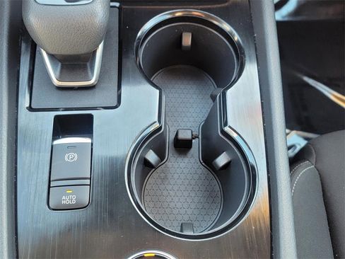 Certified 2024 Nissan Rogue S image 20