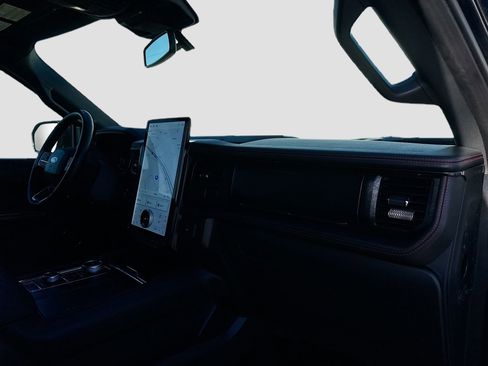 Used 2022 Ford Expedition Limited image 36