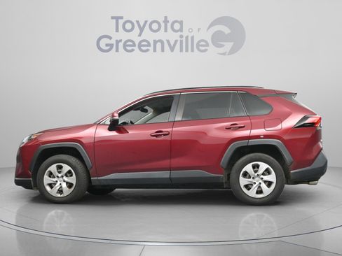 Used 2021 Toyota RAV4 LE image 6