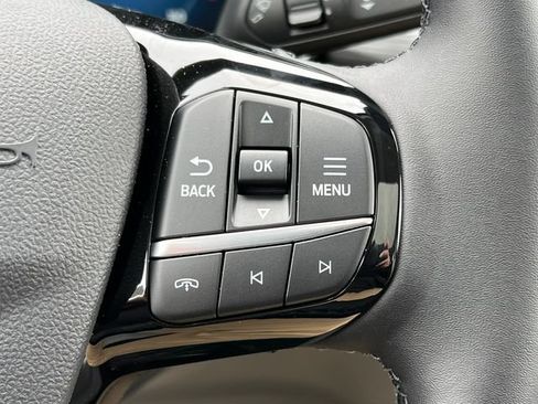 New 2024 Ford Escape SE w/ PHEV Premium Package FWD image 20