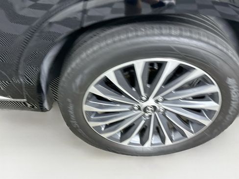 Used 2024 Hyundai Palisade Calligraphy FWD image 11
