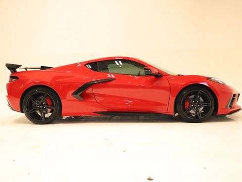 Used 2020 Chevrolet Corvette Stingray Premium Cpe w/ 3LT Preferred Equipment Group RWD image 4