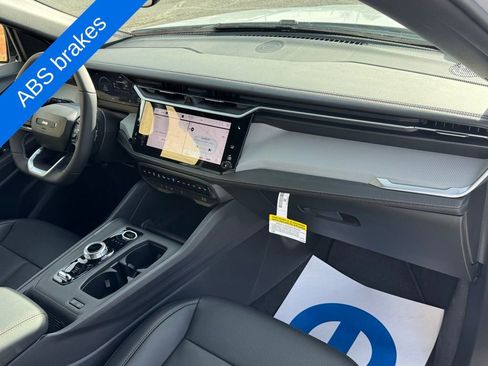 New 2026 Jeep Cherokee Limited image 11