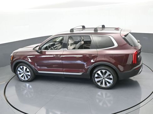 Used 2022 Kia Telluride EX w/ EX Premium Package image 56