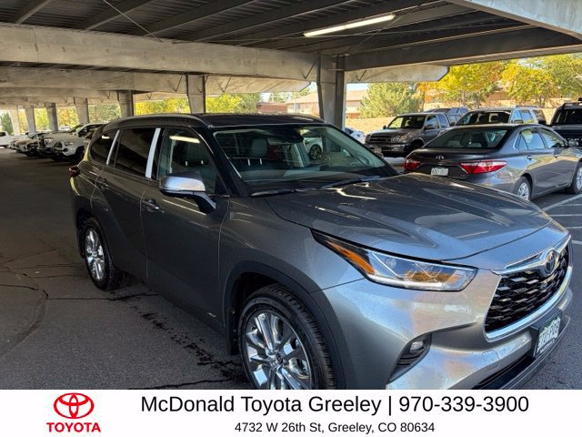 Certified 2026 Toyota Highlander Limited AWD/4WD image 17