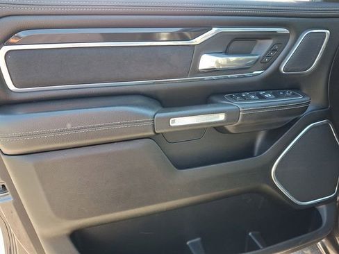 Used 2022 RAM 1500 Laramie image 12