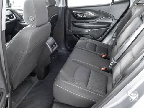 Used 2024 GMC Terrain SLE AWD/4WD image 35