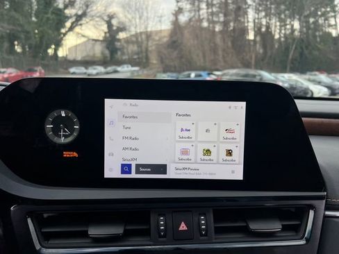 Used 2024 Lexus ES 350 w/ Premium Package image 23