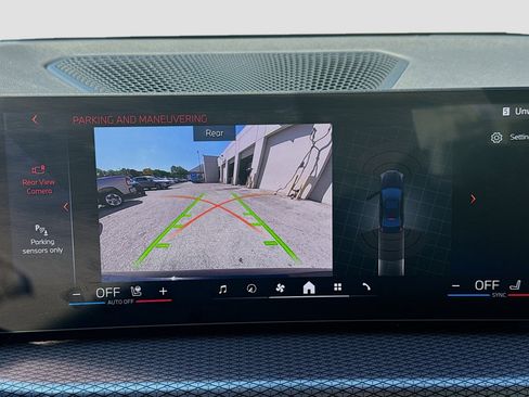 Used 2025 BMW M340i xDrive image 12